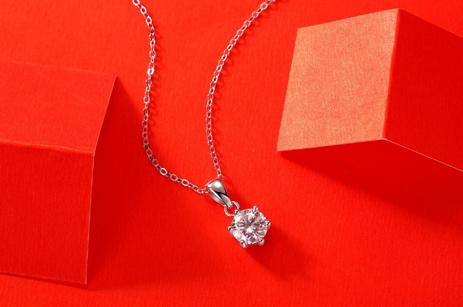 Moissanit Halskette 2 Karat in VVS-Reinheit und Farbgrad D - rhodinierte Solitär Anhänger mit eleganter  Kette aus 925er Silber