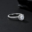 Moissanit Ring / Verlobungsring / Silberring mit 2.39 Karat VVS1 Reinheit und Farbgrad D im Brilliantschliff in rhodiniertem 925 Sterlingsilber.