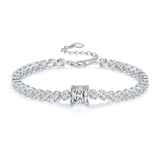 Moissanit Tennis Armband mit 3.59 Karat VVS1 Reinheit und D Farbgrad aus rhodiniertem 925 Silber (18 cm)