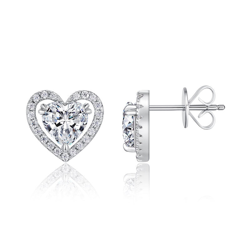 Elegante Moissanit Herzschliff Ohrstecker mit 2.25 Karat in höchster VVS1-Reinheit und edlem D-Farbgrad aus rhodiniertem 925 Silber