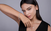 Moissanit Tennis Armband mit 10.8 Karat VVS1 Reinheit und D Farbgrad aus rhodiniertem 925 Silber (18 cm)