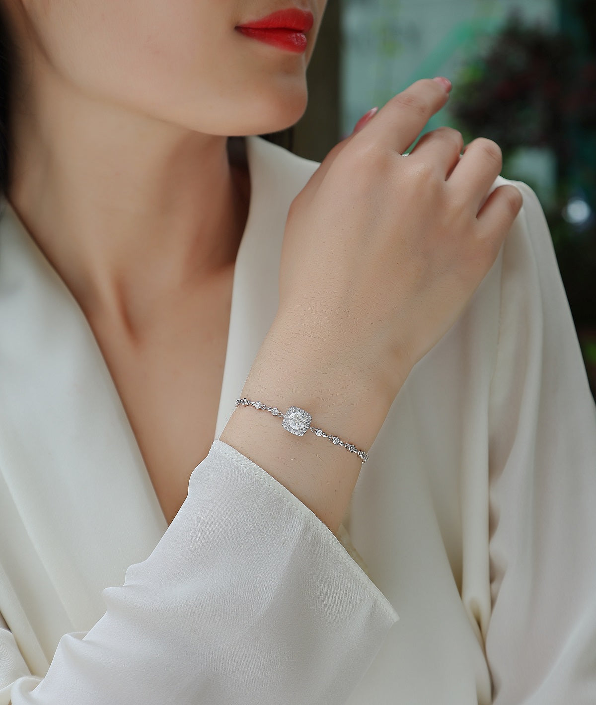 Moissanit Armband mit 2.73 Karat VVS1 Reinheit und D Farbgrad aus rhodiniertem 925 Silber (18 cm)