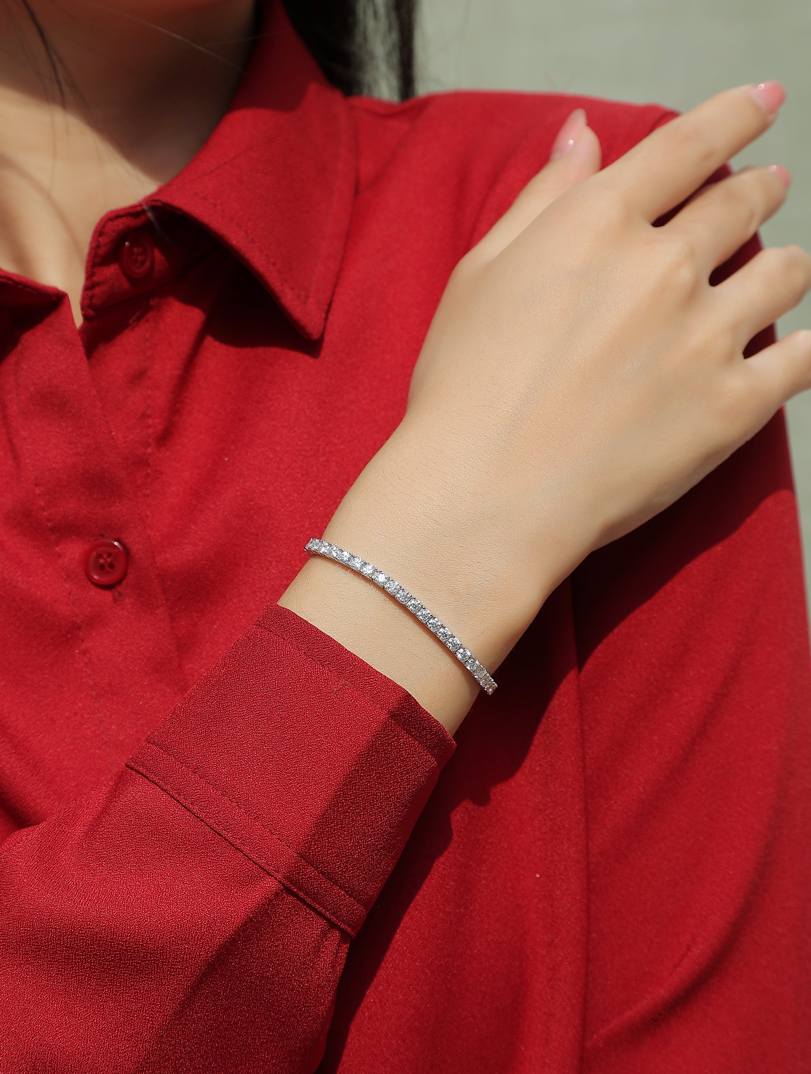 Moissanit Tennis Armband mit 1 Karat VVS1 Reinheit und D Farbgrad aus rhodiniertem 925 Silber (18 cm)