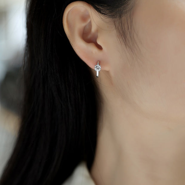 Elegante Moissanit Creolen mit jeweils 1 Karat in höchster VVS1-Reinheit und edlem D-Farbgrad aus rhodiniertem 925 Silber