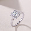 Moissanit Ring / Verlobungsring / Silberring mit 1 Karat VVS1 Reinheit und Farbgrad D im Baguette Schliff in rhodiniertem 925 Sterlingsilber.