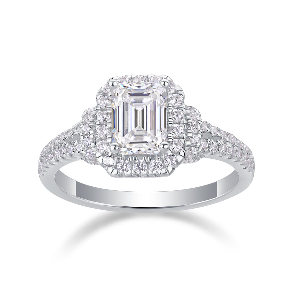 Moissanit Ring / Verlobungsring / Silberring mit 1 Karat VVS1 Reinheit und Farbgrad D im Baguette Schliff in rhodiniertem 925 Sterlingsilber.
