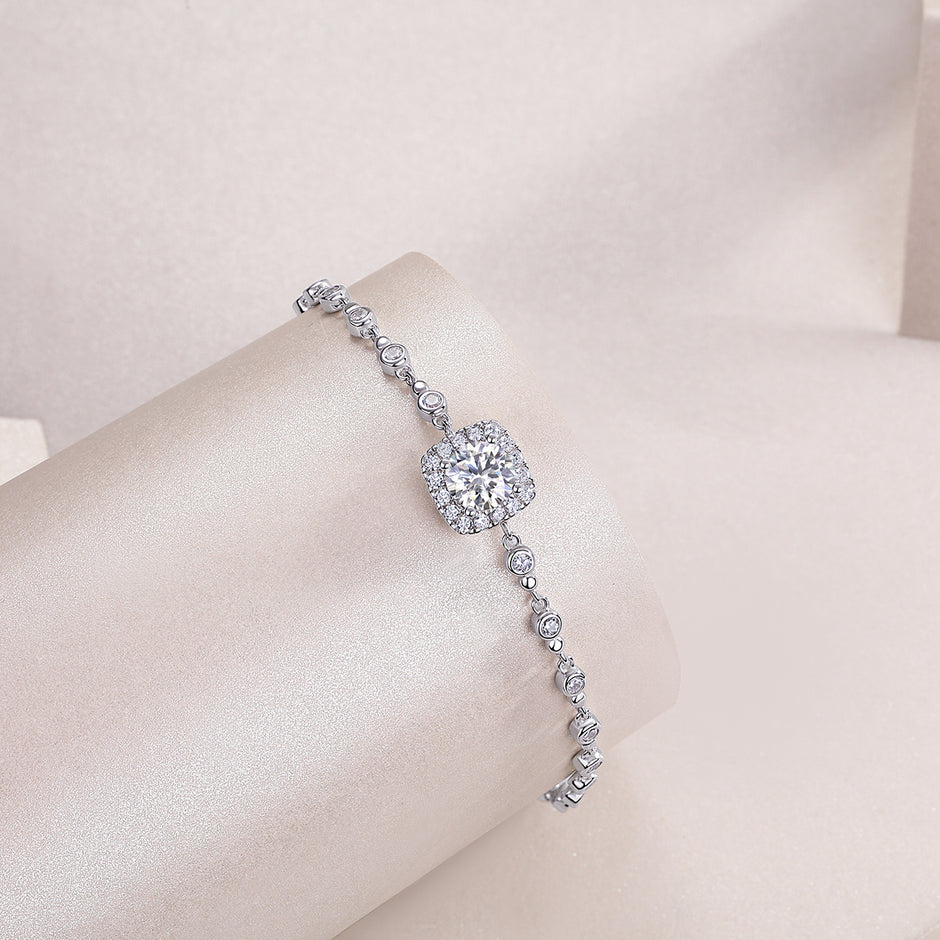 Moissanit Armband mit 2.73 Karat VVS1 Reinheit und D Farbgrad aus rhodiniertem 925 Silber (18 cm)