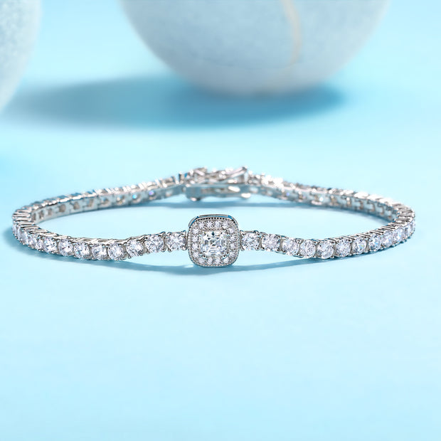 Moissanit Tennis Armband mit 5.7 Karat VVS1 Reinheit und D Farbgrad aus rhodiniertem 925 Silber (18 cm)