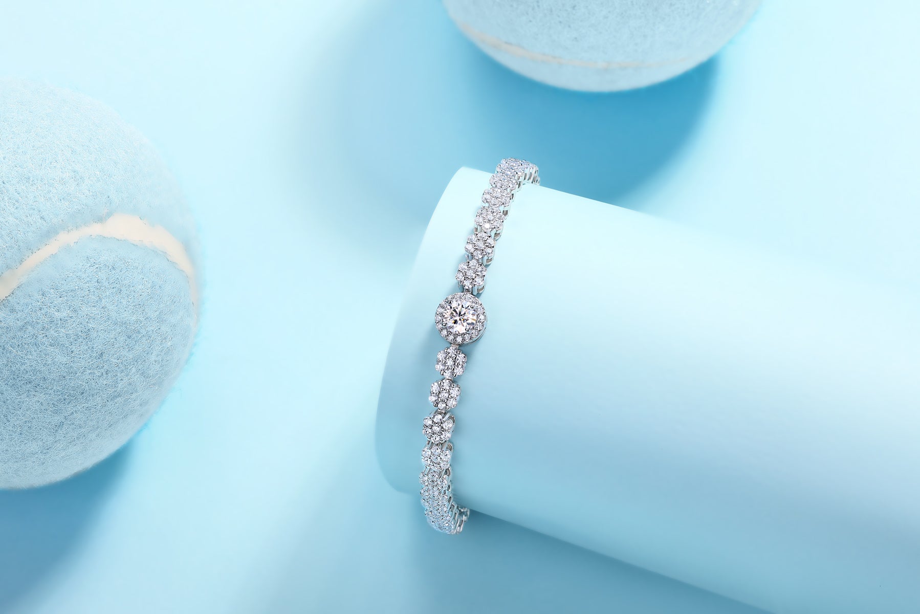 Moissanit Armband mit 1.9 Karat VVS1 Reinheit und D Farbgrad aus rhodiniertem 925 Silber (18 cm)